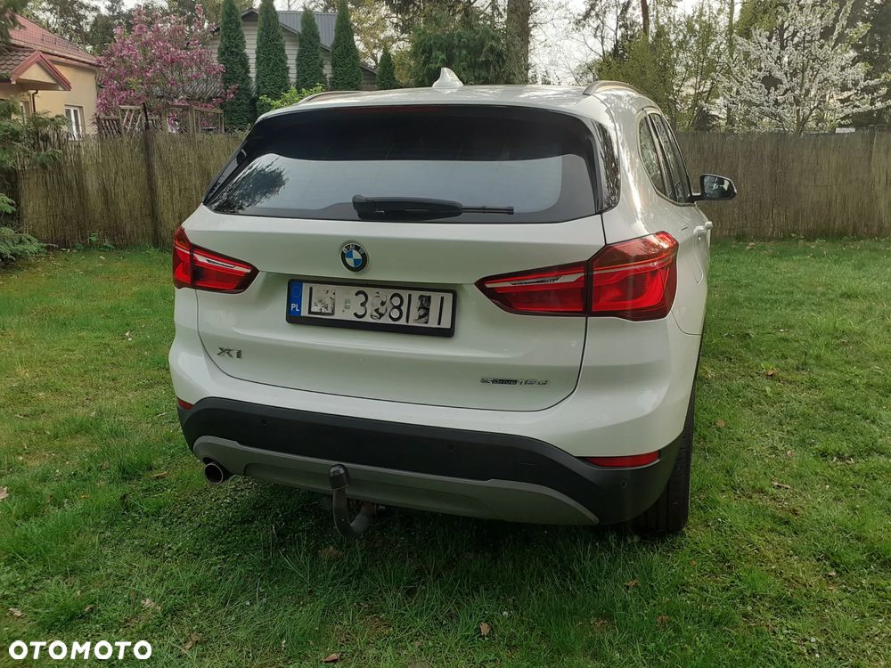BMW X1 sDrive16d - 13