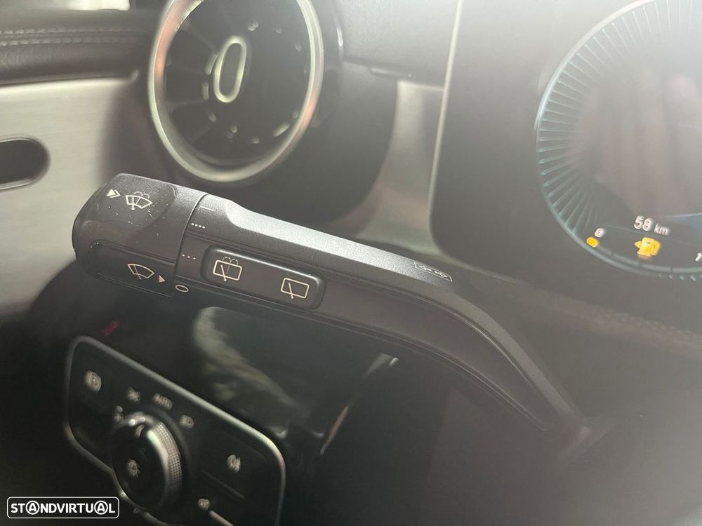 Mercedes-Benz A 180 d AMG Line Aut. - 32