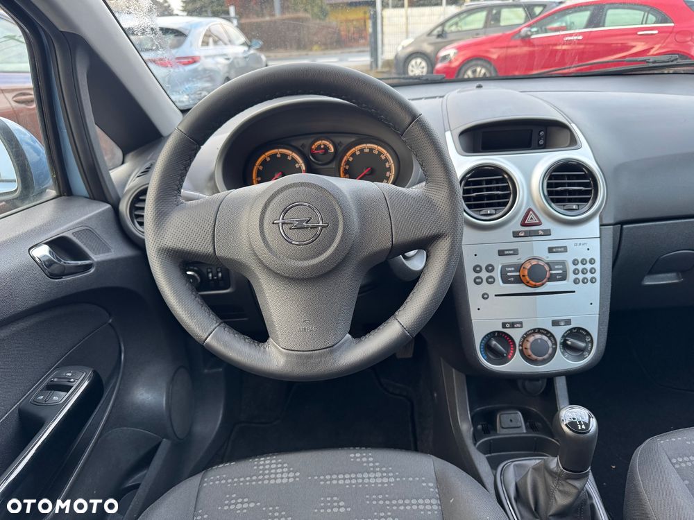 Opel Corsa 1.2 16V Enjoy - 12