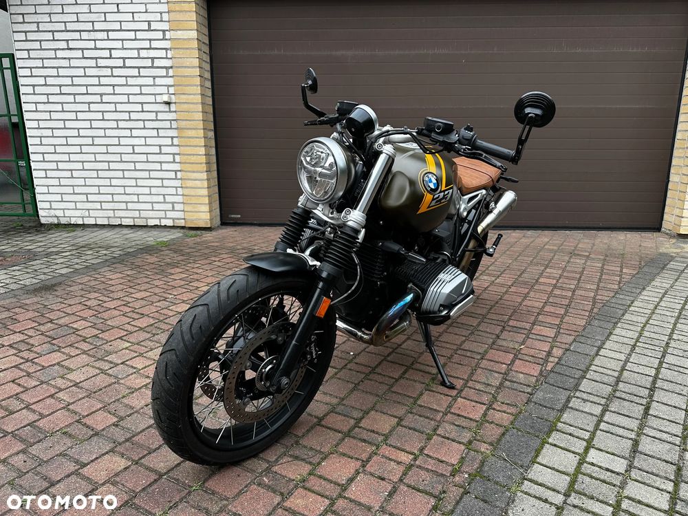 BMW R - 2