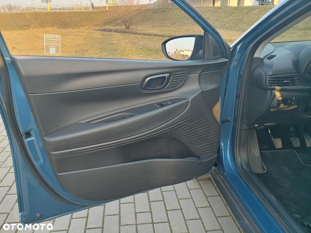 Hyundai Bayon 1.2 MPI Pure - 10