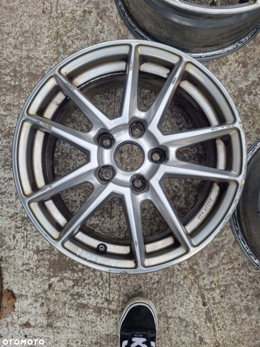 VOLKSWAGEN PASSAT B5 95-01 r. ALUFELGI FELGI 4 SZTUKI 16 7,0 5x112 EU + - 3