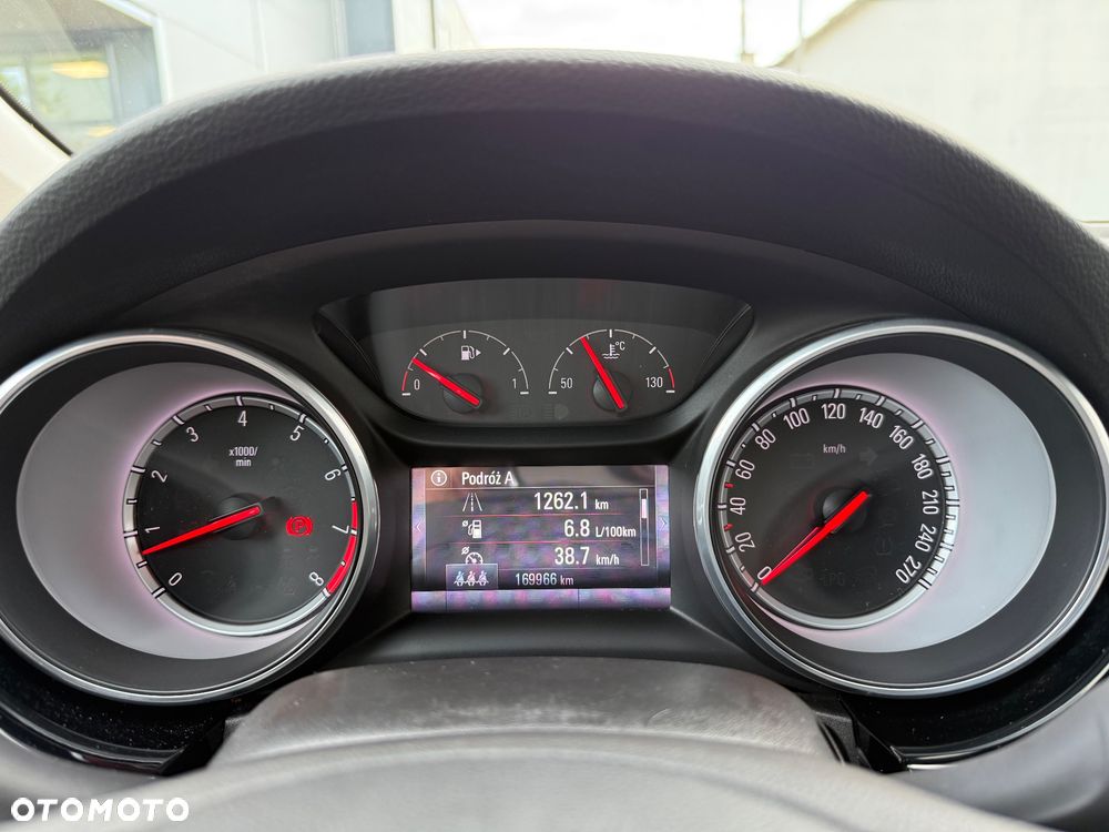Opel Astra 1.4 T Elite - 22