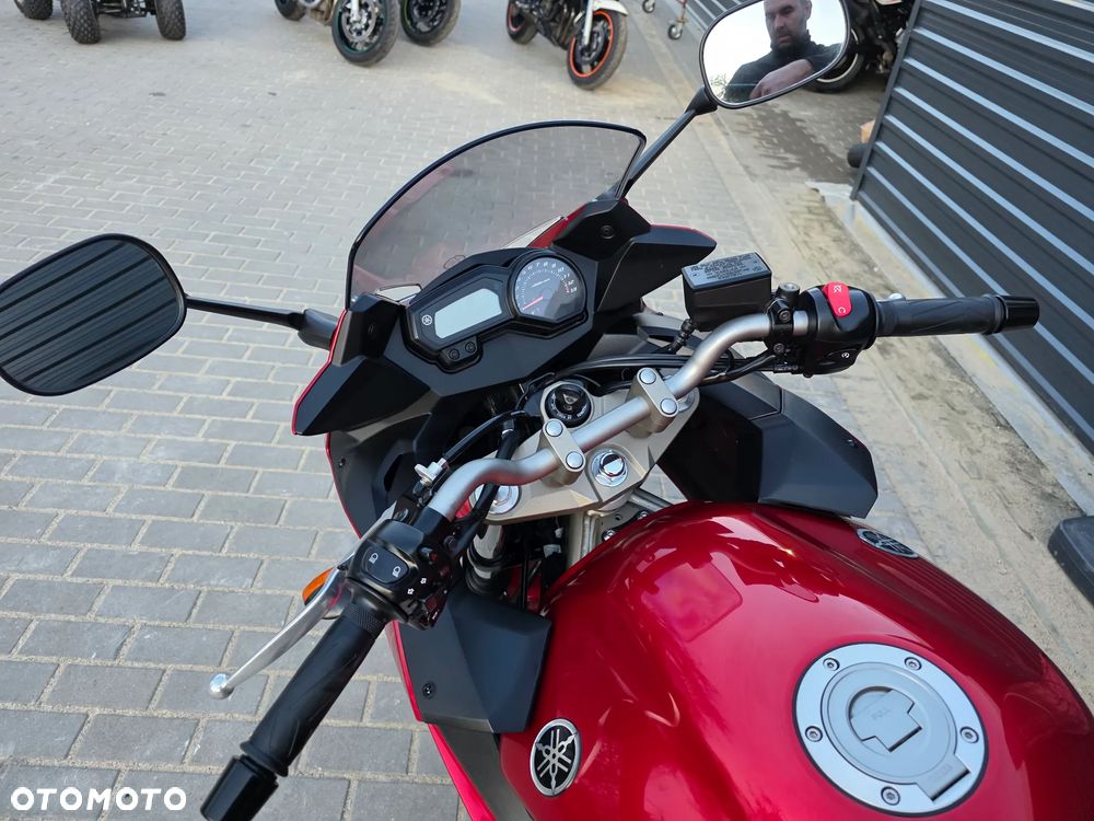Yamaha XJ - 18