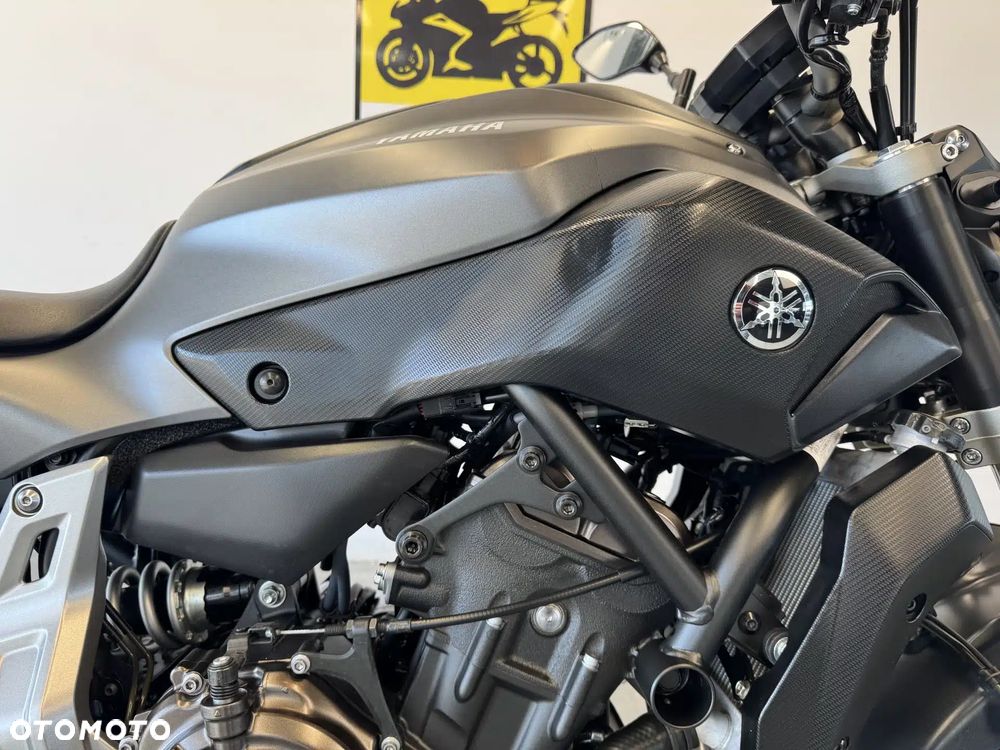 Yamaha MT - 12