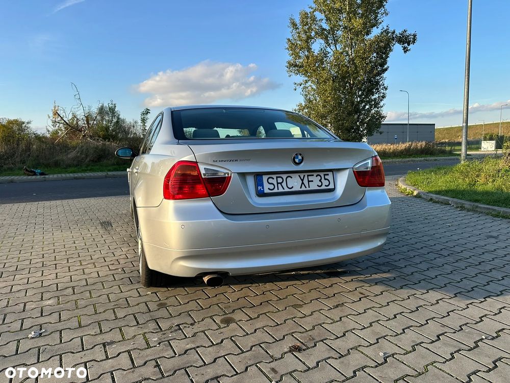 BMW Seria 3 320i - 7