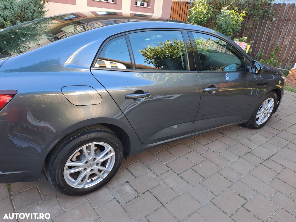 Renault Megane TCe 140 GPF Life - 28