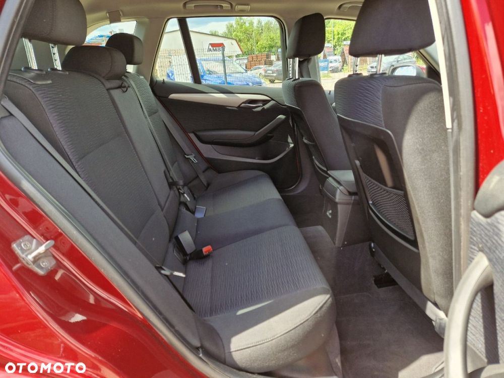 BMW X1 xDrive18d Sport Line - 16