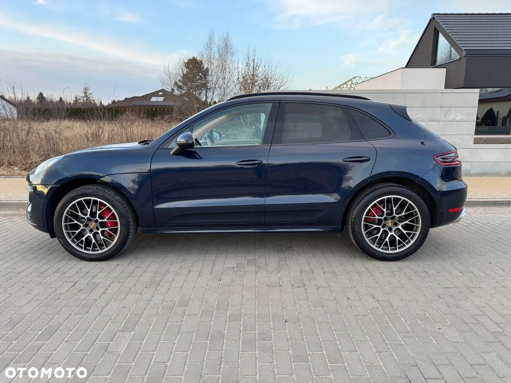 Porsche Macan Turbo PDK - 17