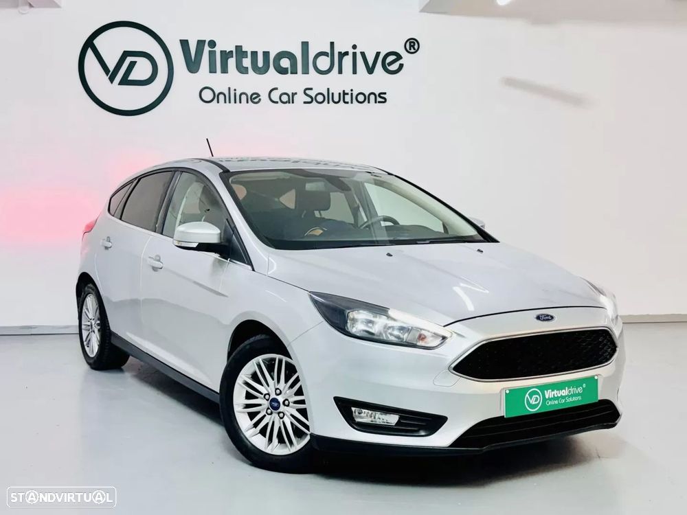 Ford Focus 1.0 EcoBoost S&S ACTIVE X - 3