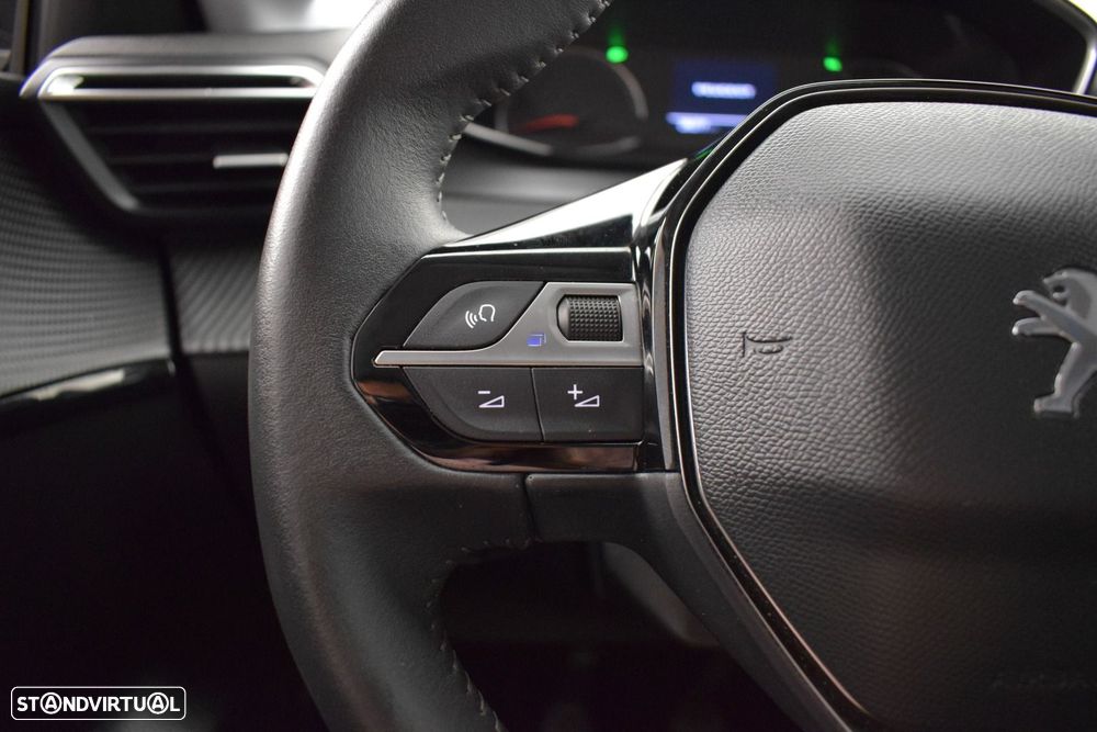 Peugeot 208 1.2 PureTech Active Pack - 9