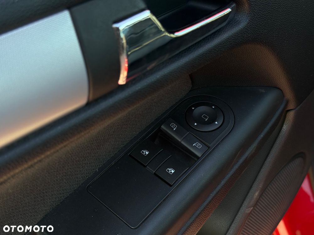 Opel Astra 1.6 Sport - 14