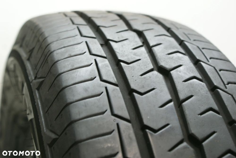 205/75R16C TOYO NANO ENERGY VAN , 7mm  A10178 . - 2