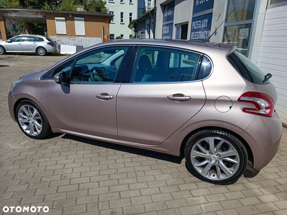 Peugeot 208 1.6 VTi Allure - 4
