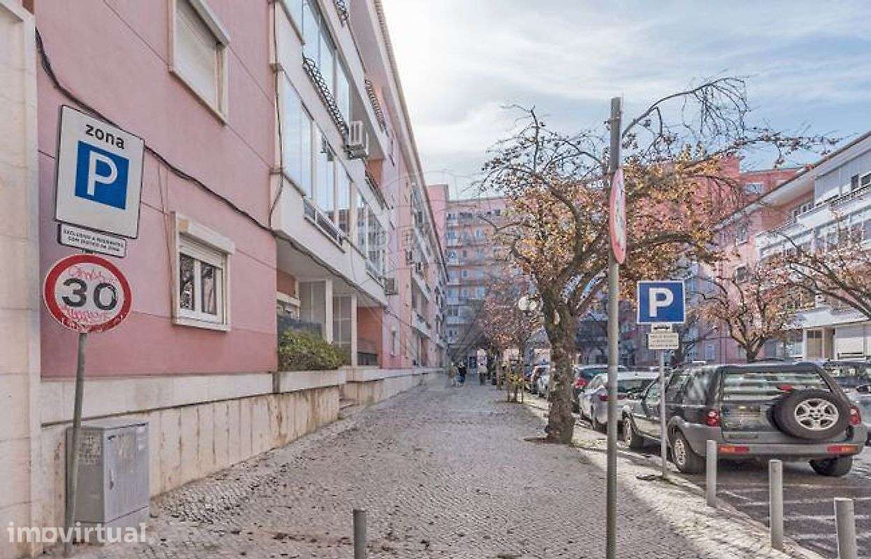 Apartamento T2 para arrendamento - Grande imagem: 2/15