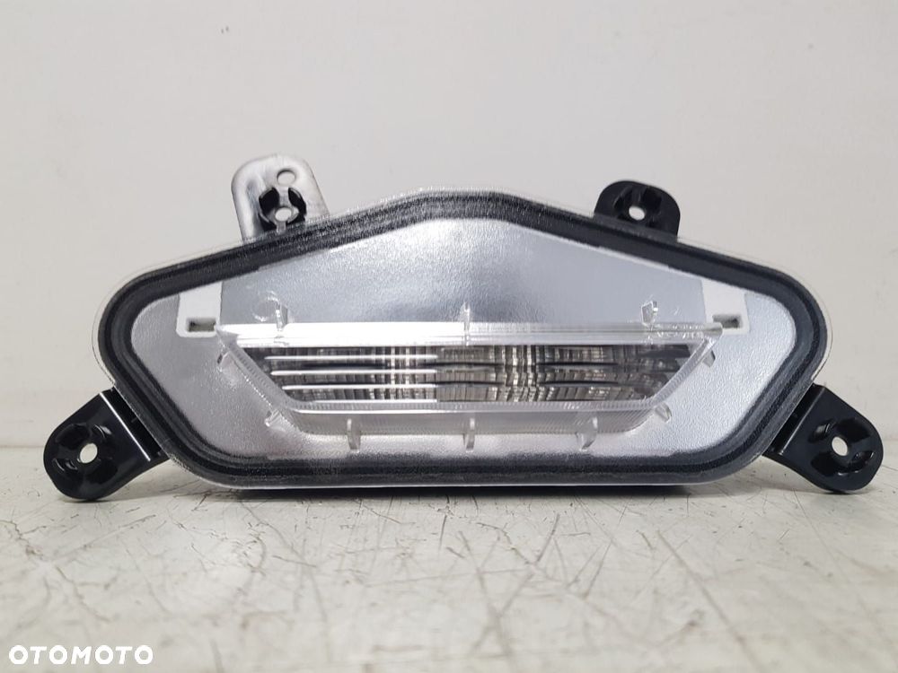 TYLNA LAMPKA COFANIA W ZDERZAK LAMPA TYŁ  KIA SPORTAGE V 5  21-24 924A3-R2000 - 3