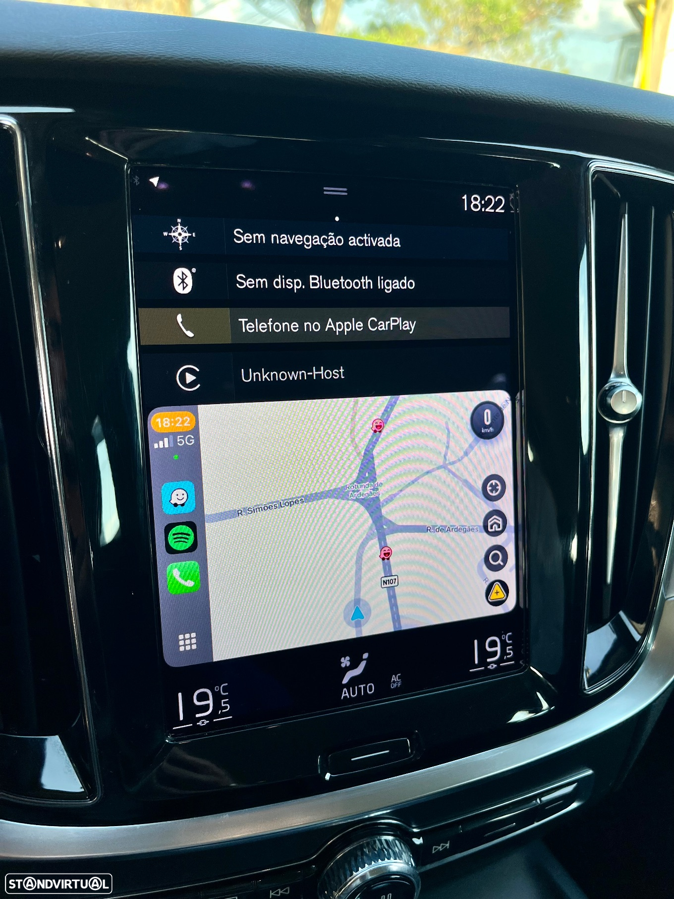 Volvo V60 2.0 B4 Momentum Geartronic - 26