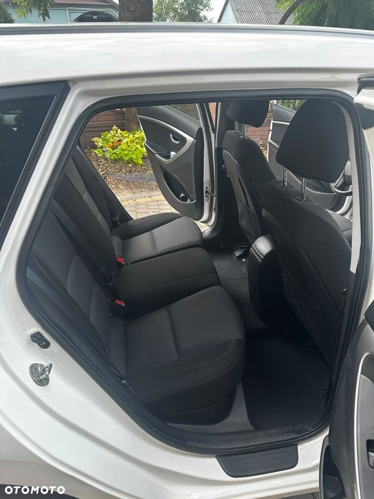 Hyundai i30 1.6 CRDi Comfort - 10