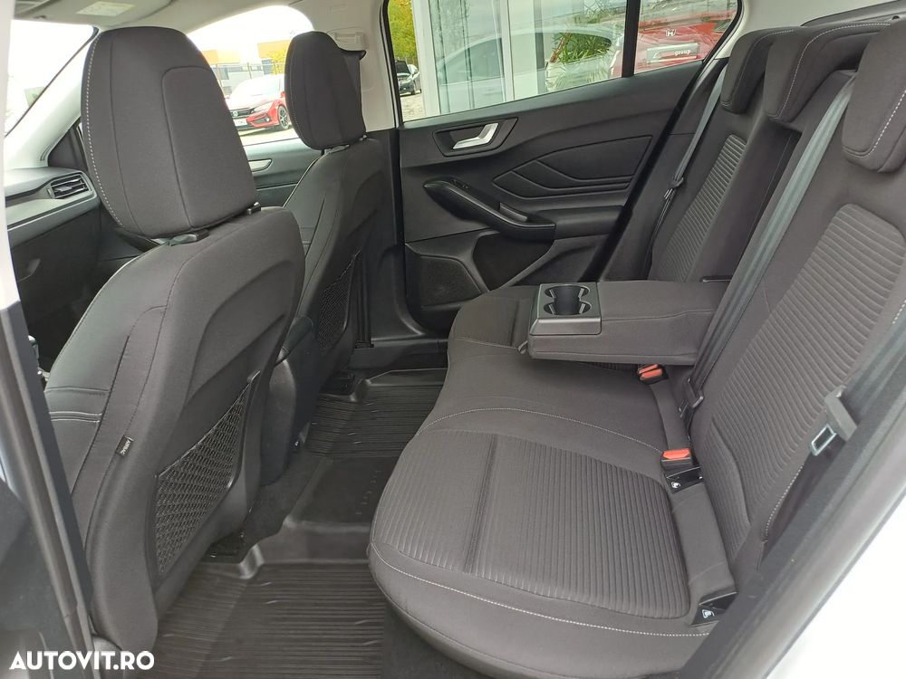 Ford Focus 1.5 EcoBlue Titanium - 12