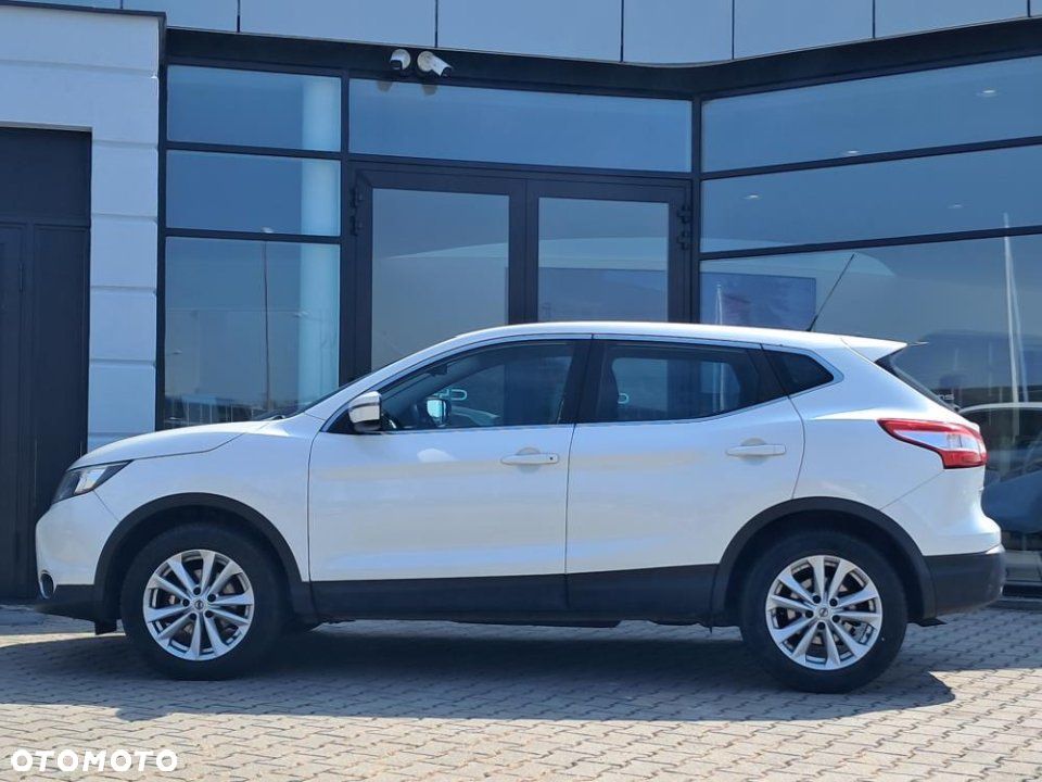 Nissan Qashqai - 2