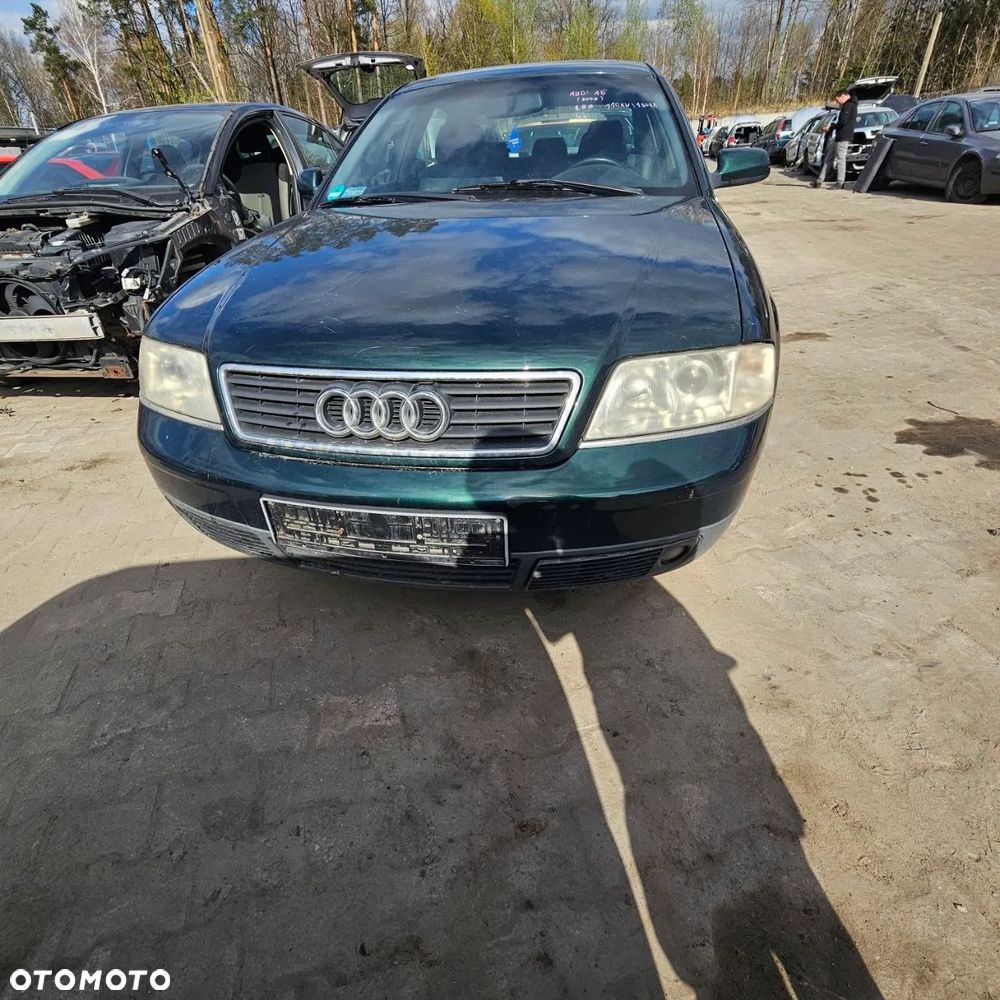 Maska / Klapa silnika /  AUDI A6 C5 (sedan) (2000r) (kod lak: LZ6H)
