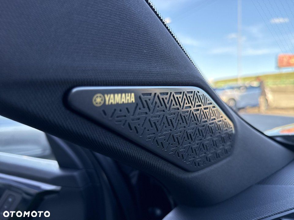 Mitsubishi Outlander - 19