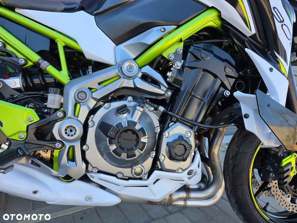 Kawasaki Z 900 - 31