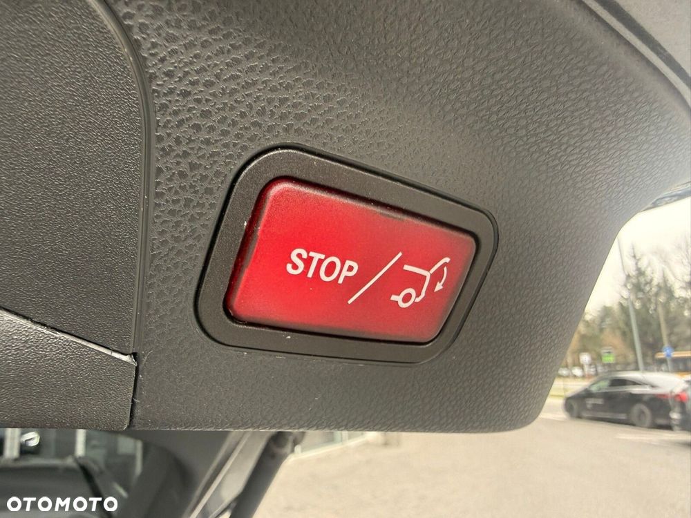 Mercedes-Benz GLC - 25