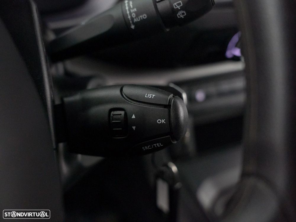 Peugeot Traveller - 17