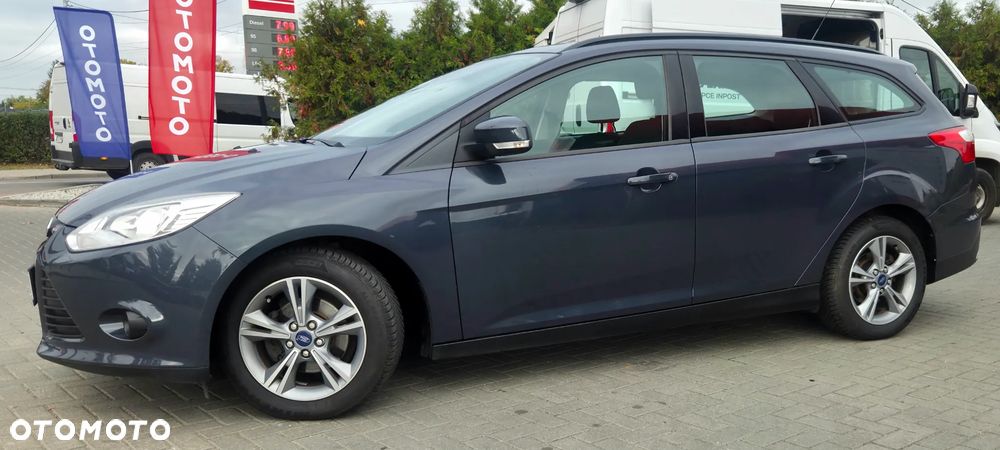 Ford Focus 1.0 EcoBoost STart-Stopp-System TITANIUM - 6