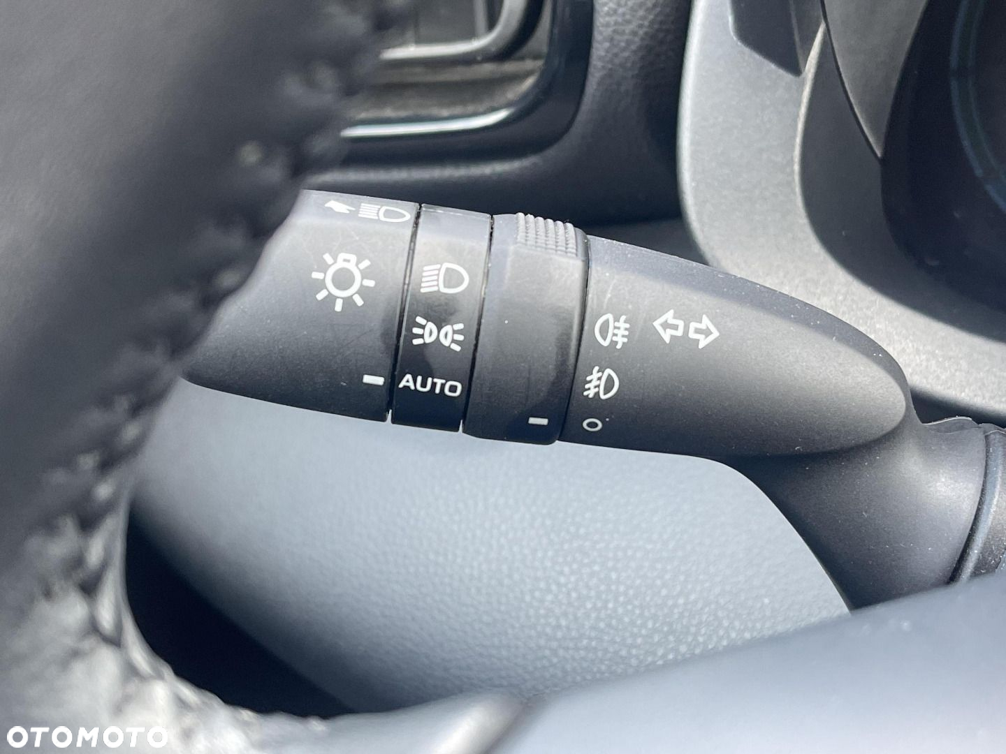 Toyota Yaris Cross - 15