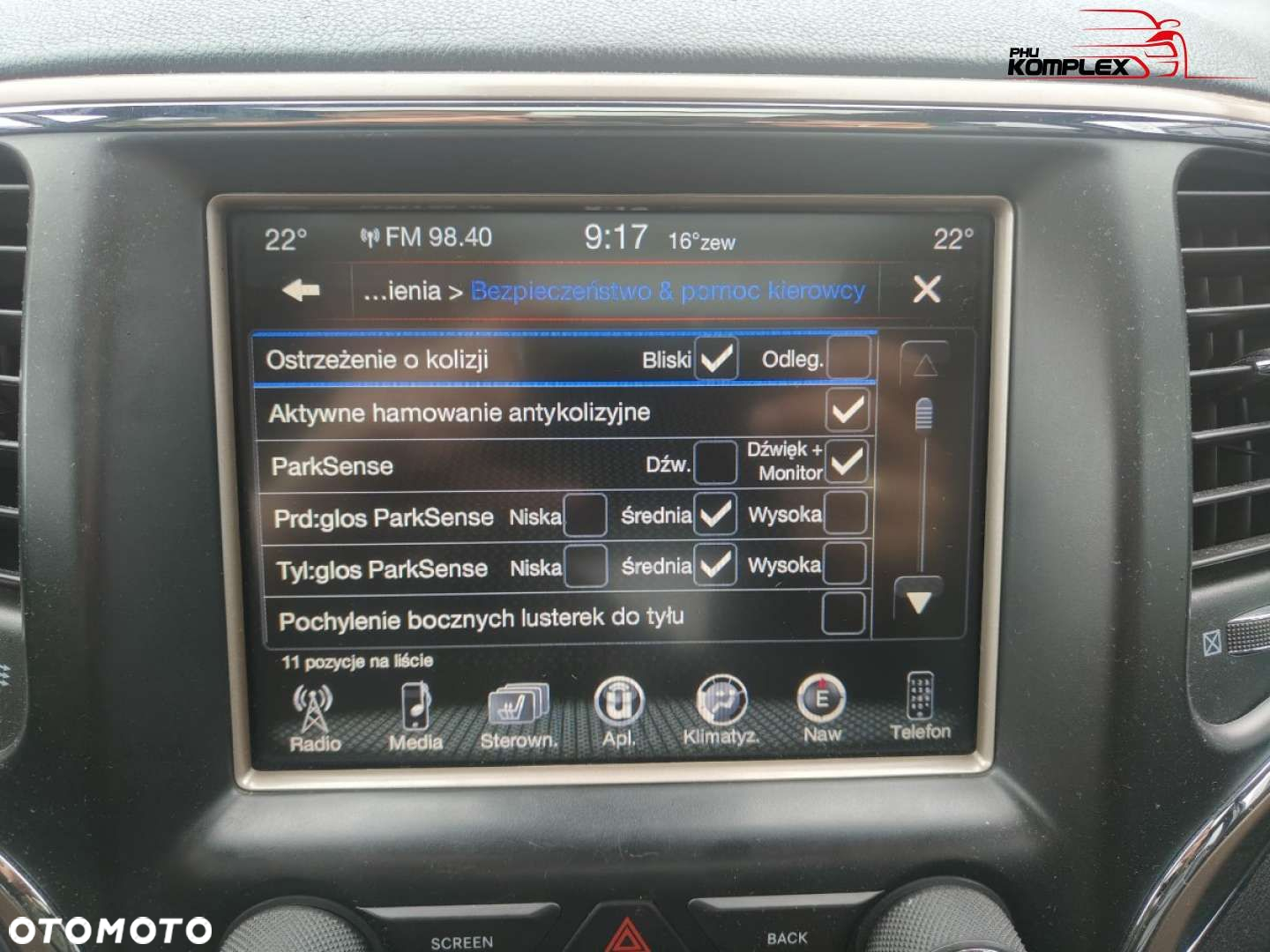 Jeep Grand Cherokee - 22