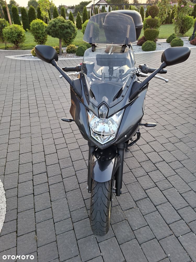 Yamaha XJ - 4