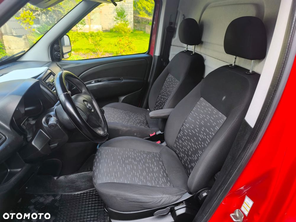 Opel COMBO - 9