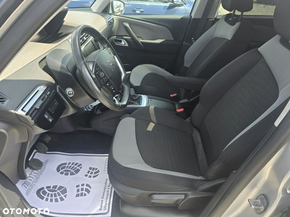 Citroën C4 Picasso - 16
