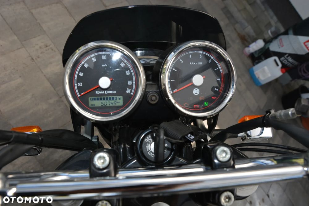 Royal Enfield Interceptor - 10
