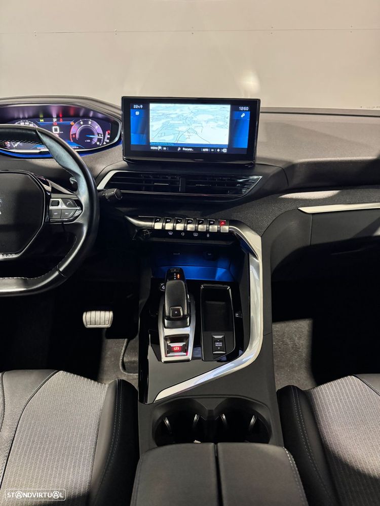 Peugeot 3008 1.5 BlueHDi Allure Pack EAT8 - 19