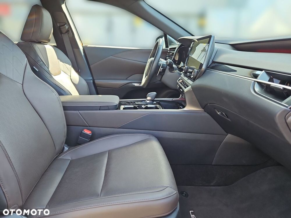 Lexus RX - 18