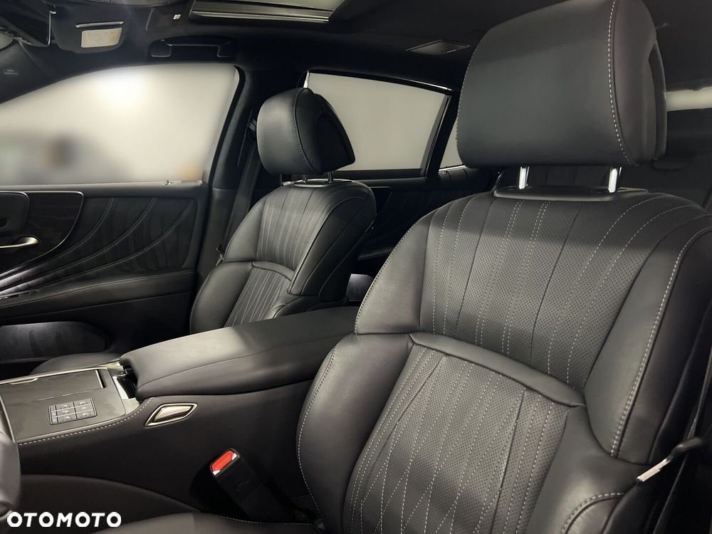 Lexus LS 500h Prestige AWD - 11