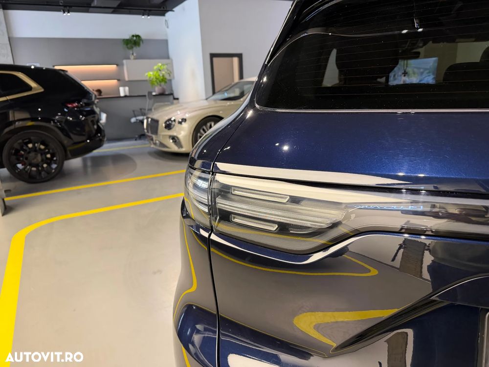 Porsche Cayenne E-Hybrid Tiptronic S Platinum Edition - 36