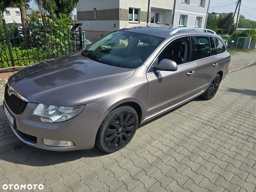 Skoda Superb 2.0 TDI Elegance DSG - 3