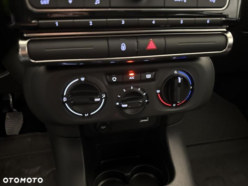 Citroën C3 1.2 PureTech Feel - 16