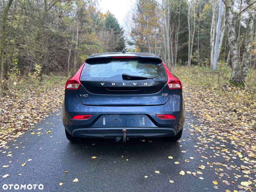 Volvo V40 - 20