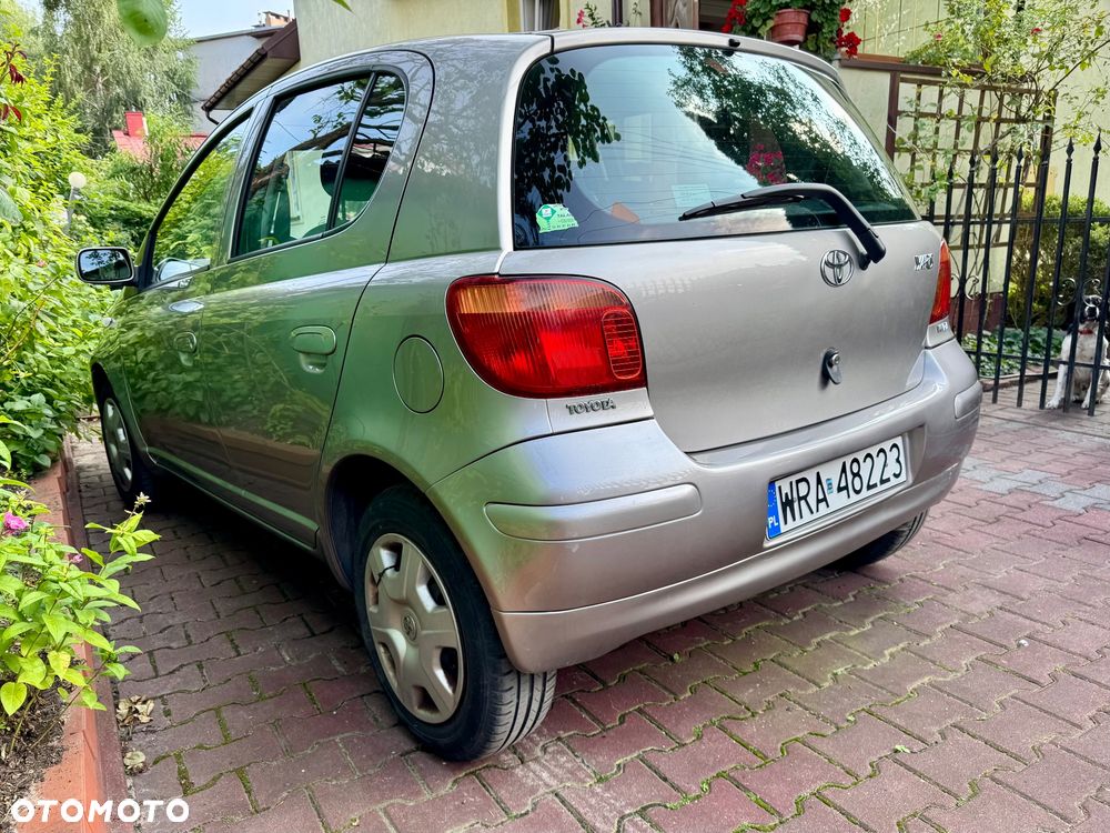 Toyota Yaris - 3