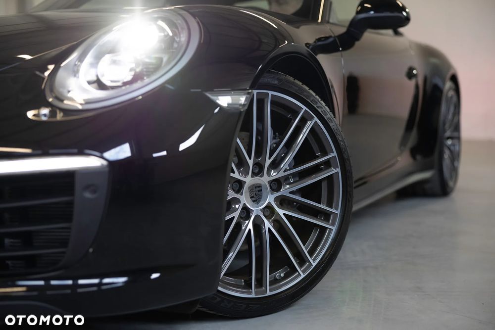Porsche 911 Carrera 4 Cabriolet PDK - 7