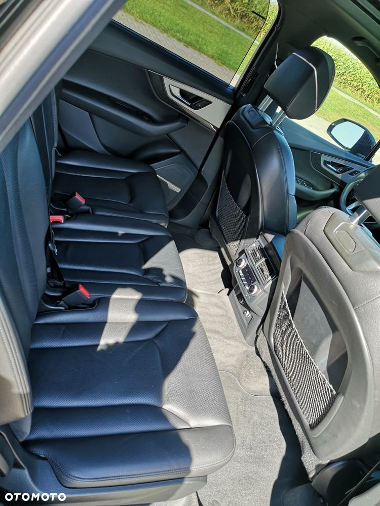 Audi Q7 - 5
