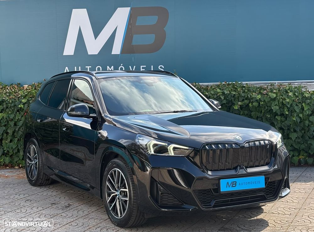 BMW iX1 xDrive30 M Sport Pack - 2
