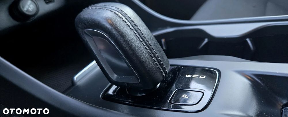 Volvo XC 40 D3 Momentum - 32