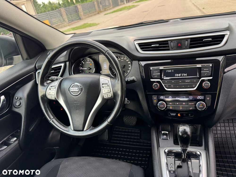 Nissan Qashqai 1.6 DCi Tekna Xtronic - 37