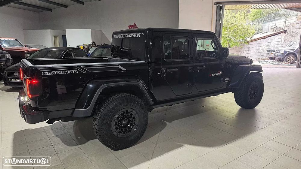 Jeep Gladiator 3.0V6 MultiJet AWD Auto Overland - 10